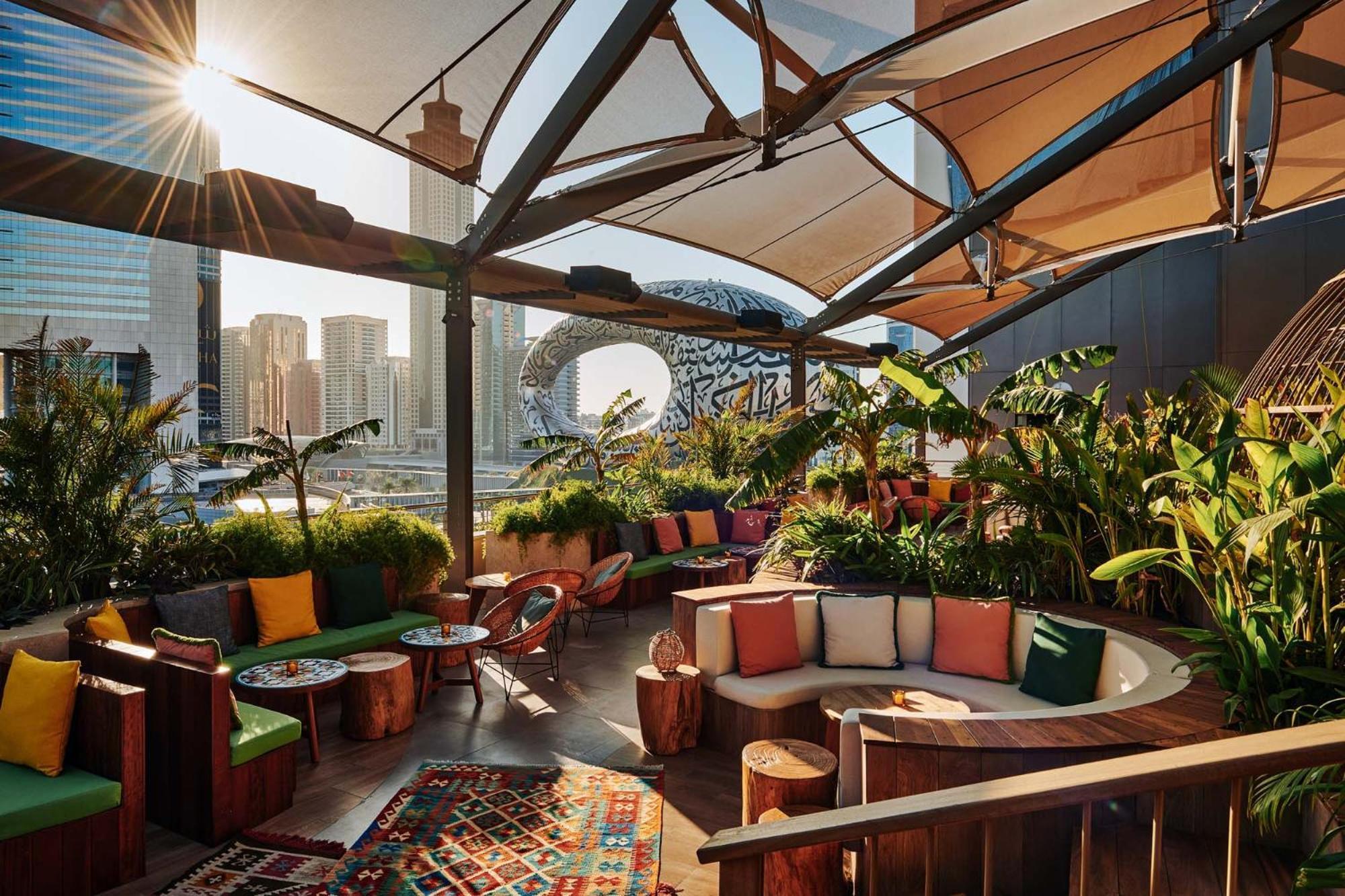 25Hours Hotel Dubai One Central المظهر الخارجي الصورة The rooftop bar at the Standard East Village